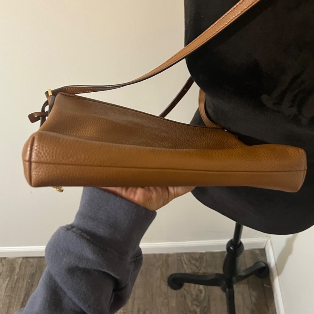 Michael kors crossbody bag preloved - Picture 4 of 9